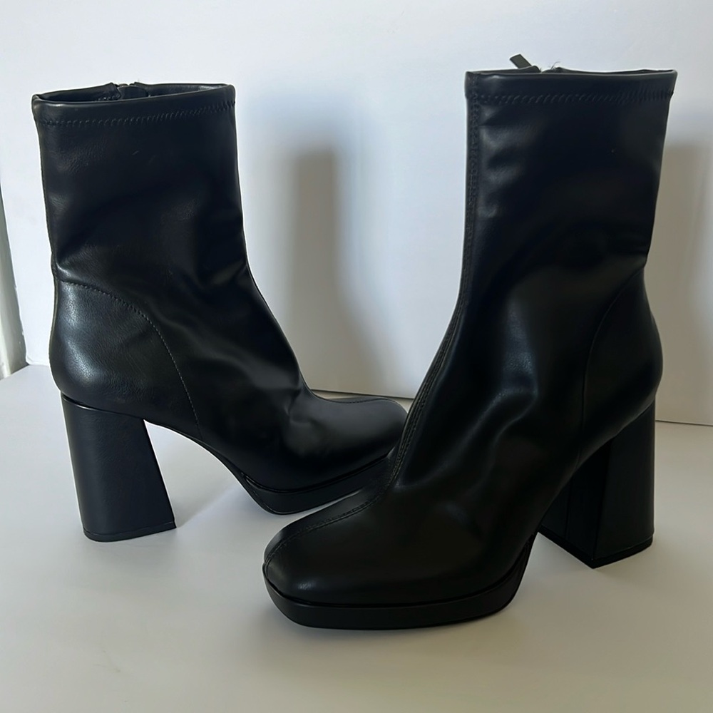 Bershka Platform Black Ankle Boots